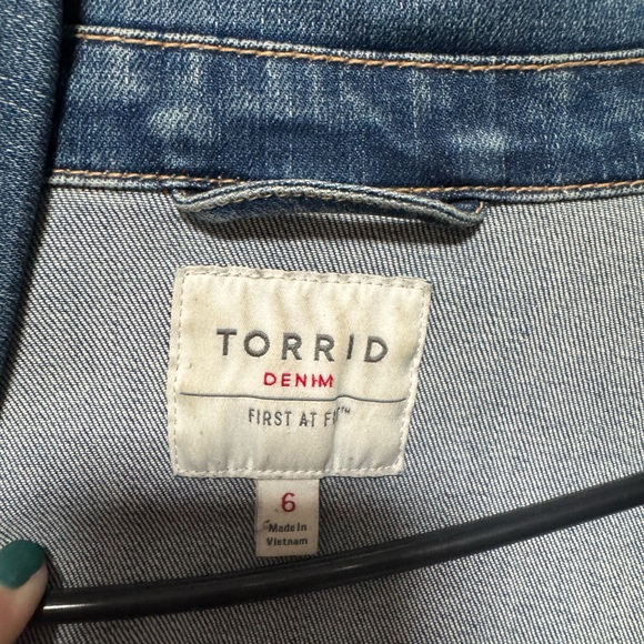 Light Demin Jacket - Picture 2 of 2